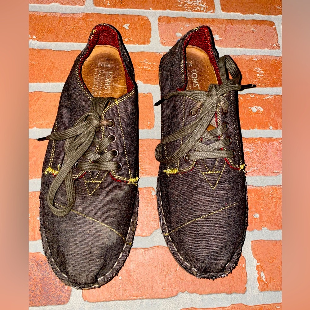 TOMS